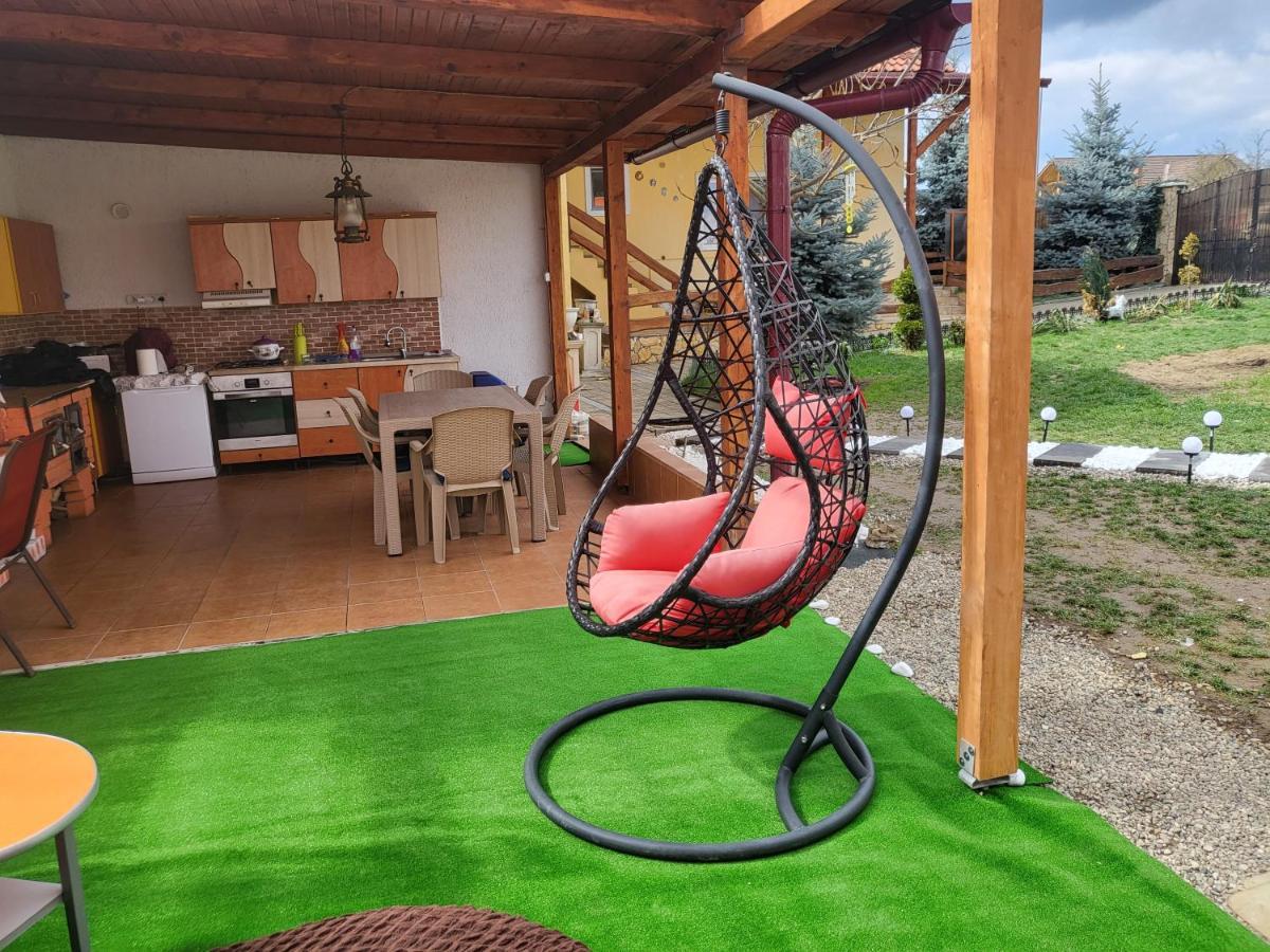 Vila Ana Cu Terasa Gratar Si Jacuzzi Villa Satu Mare Exterior foto